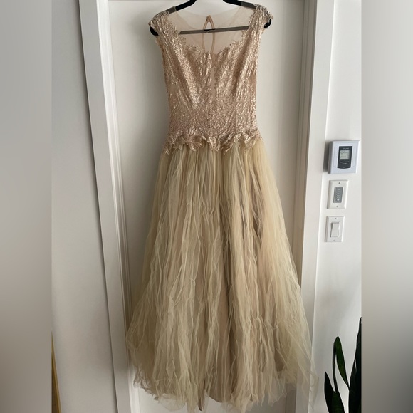 PRONOVIAS Barcelona- the Party Edit - Picture 6 of 8